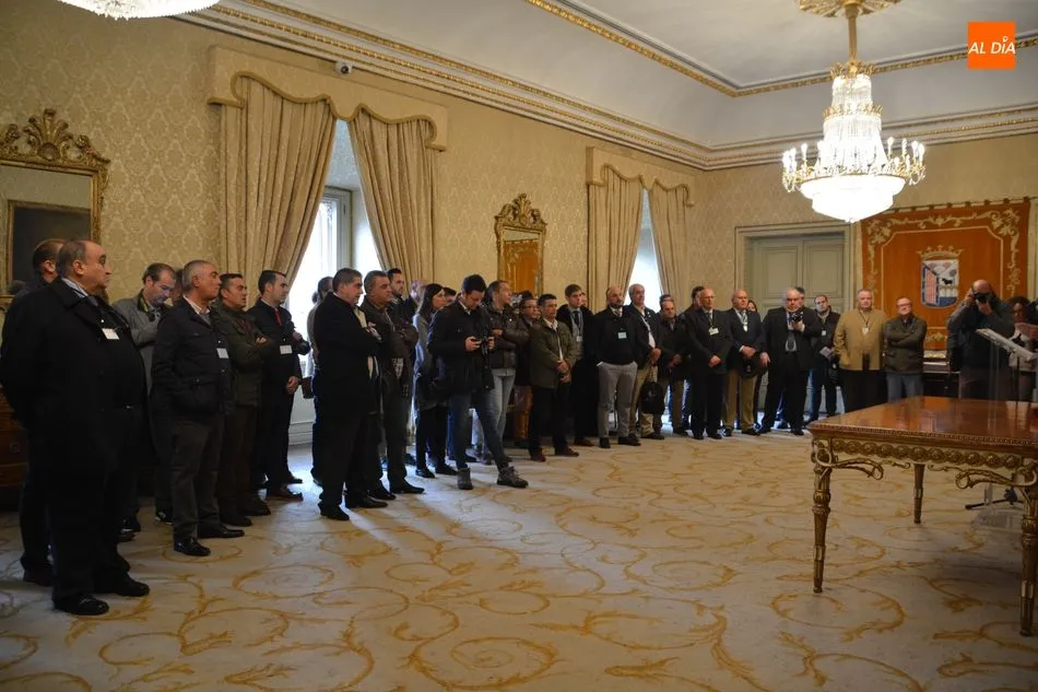 Foto 7 - La Hermandad de la Soledad de Salamanca entrega la Medalla de Oro al Ayuntamiento&nbsp;