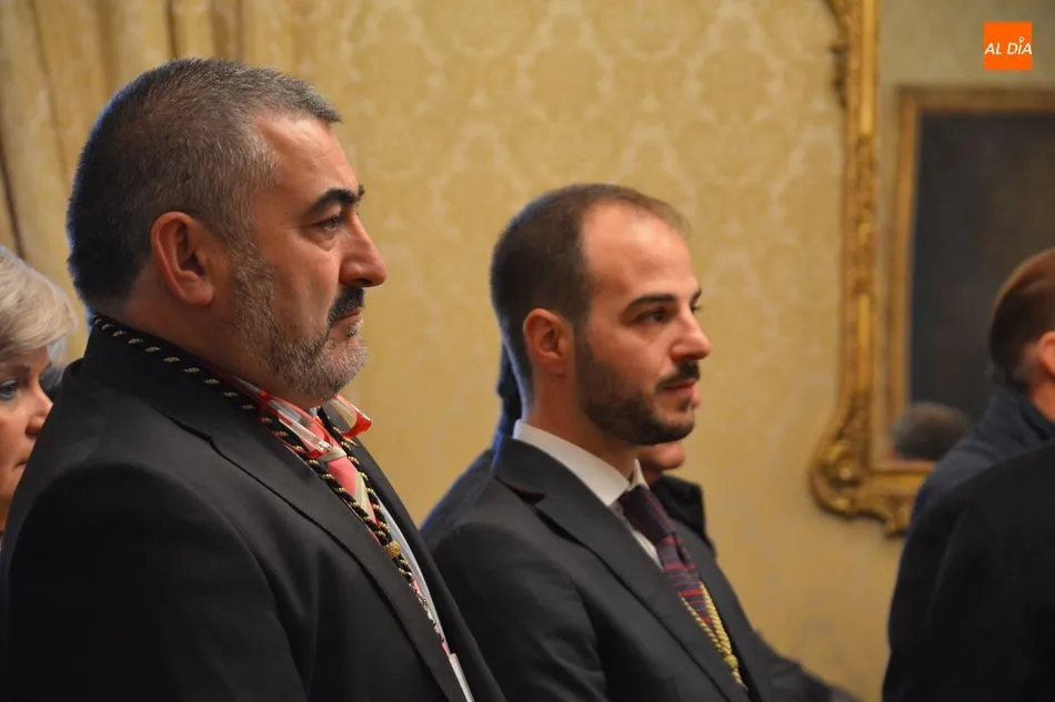 Foto 5 - La Hermandad de la Soledad de Salamanca entrega la Medalla de Oro al Ayuntamiento&nbsp;