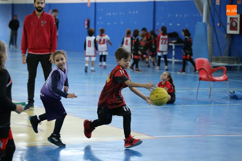 Foto 9 - Arranca con &eacute;xito una nueva edici&oacute;n del Pequebasket de la mano de Caja Rural y la Delegaci&oacute;n...