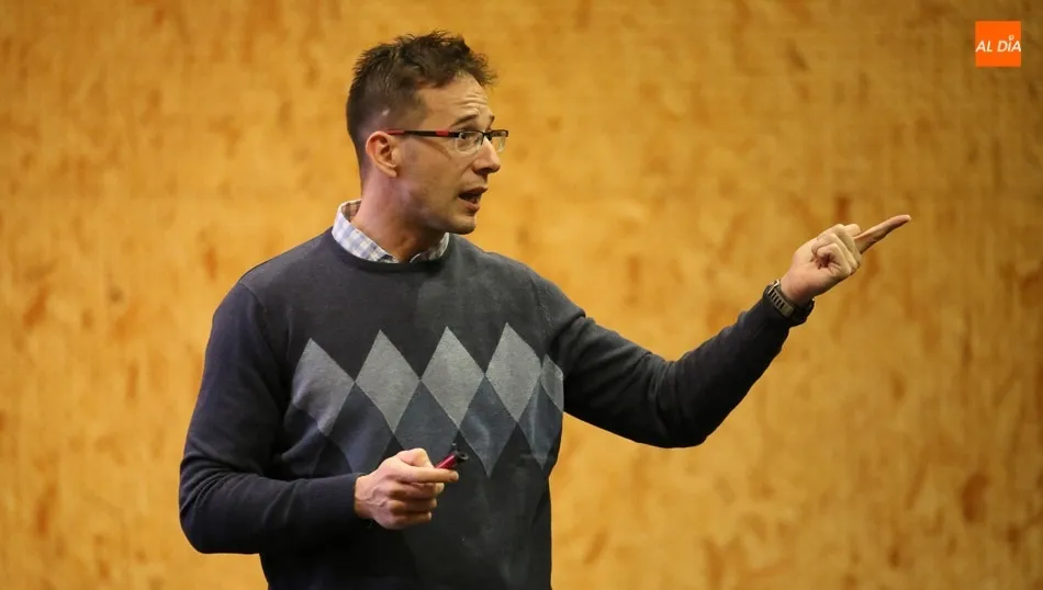 Un instante de la puesta de largo de la jornada. Fotos: Alberto Martín