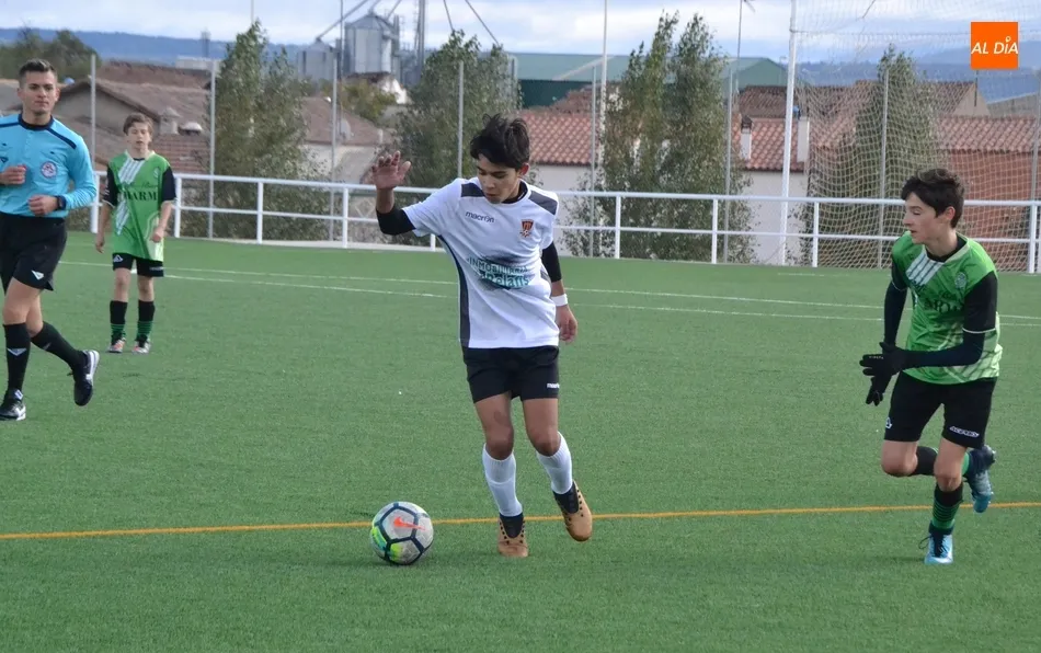 Foto 10 - [MARCADOR 27|28 Octubre]&nbsp;El Mir&oacute;briga Futsal estrena su casillero de victorias  
