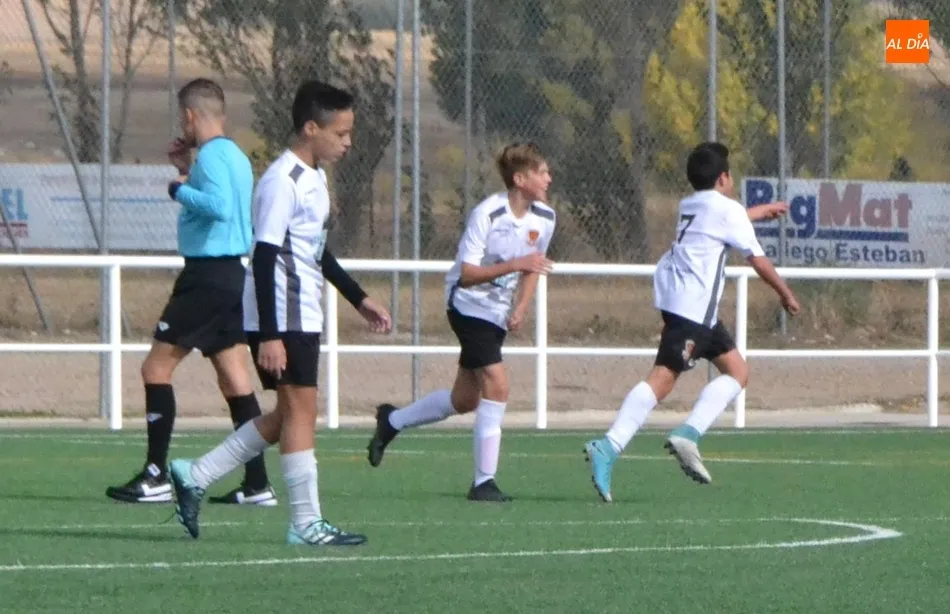 Foto 6 - [MARCADOR 27|28 Octubre]&nbsp;El Mir&oacute;briga Futsal estrena su casillero de victorias  