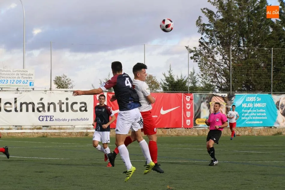 Foto 11 - El Santa Marta regresa a la victoria ante el Tordesillas