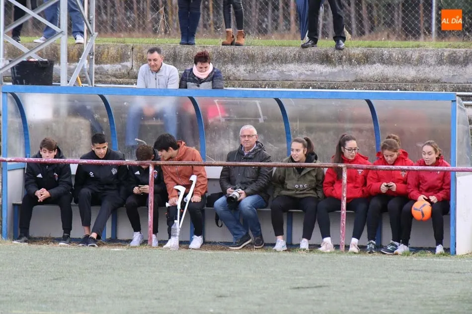 Foto 3 - El Salamanca FF sigue dando pasitos hacia la salvaci&oacute;n en una buena jornada para los charros en...
