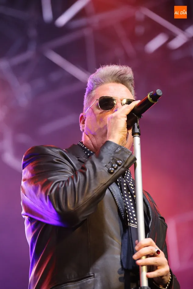 Foto 4 - Loquillo celebra 40 a&ntilde;os de Rock and Roll en el Multiusos    &nbsp;  