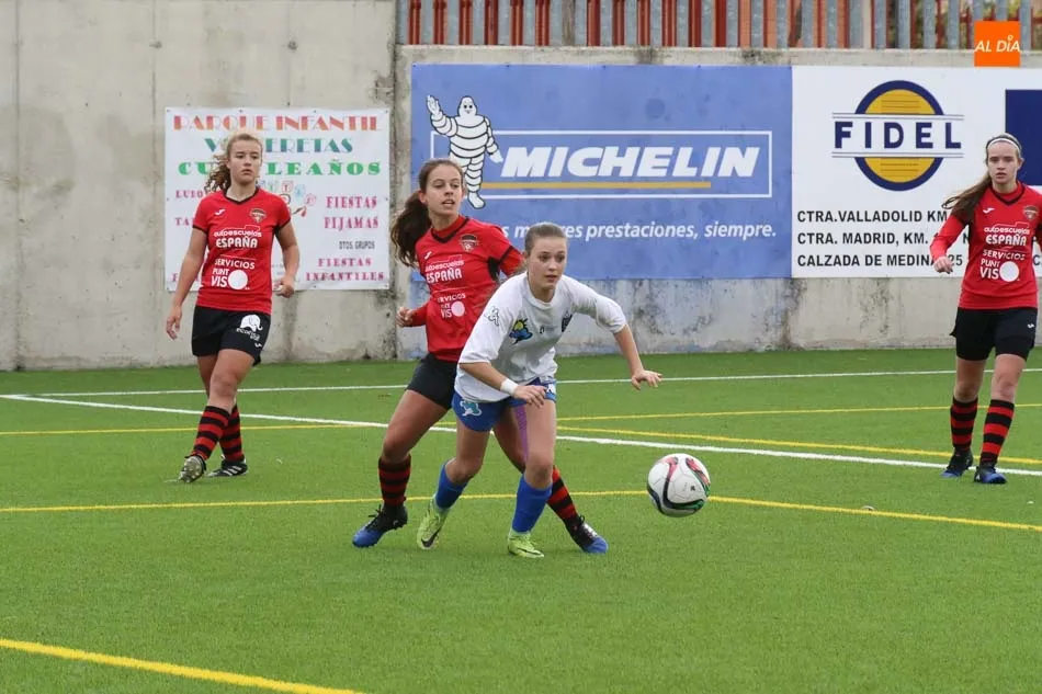 Foto 5 - El Salamanca FF sigue dando pasitos hacia la salvaci&oacute;n en una buena jornada para los charros en...