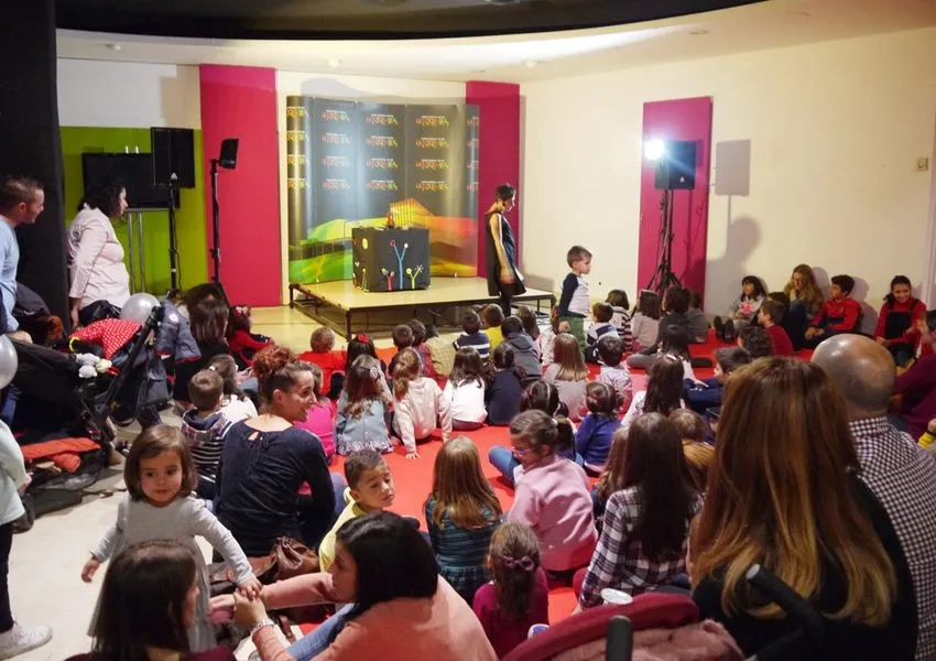 Foto 9 - El Centro Comercial El Tormes clausura sus Encuentros con la Tradici&oacute;n  