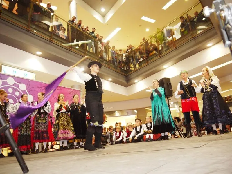 Foto 5 - El Centro Comercial El Tormes clausura sus Encuentros con la Tradici&oacute;n  