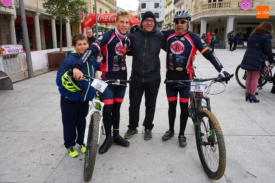 Foto 5 - Mois&eacute;s Due&ntilde;as y Silvia Cortes se imponen en una multitudinaria Jamountain Bike