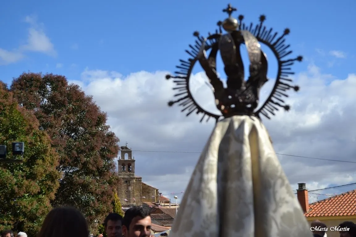 Foto 5 - Multitudinaria romer&iacute;a en honor al Sant&iacute;simo Cristo de Hornillos