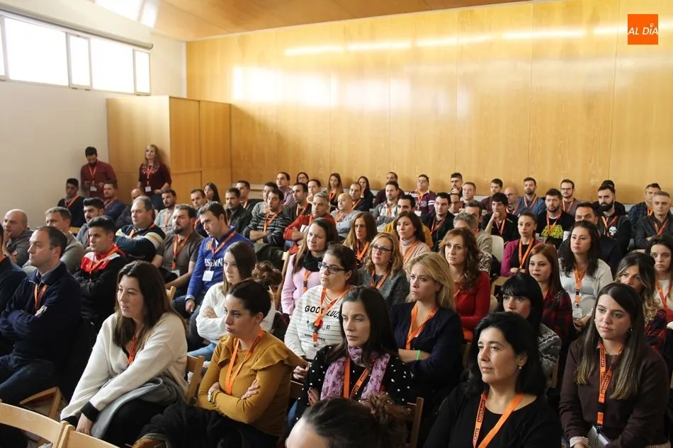 Foto 2 - Bricomart da la bienvenida a los 98 trabajadores del nuevo almac&eacute;n de Salamanca