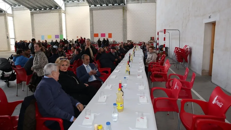 Foto 5 - Los mayores, protagonistas del cuarto d&iacute;a de fiestas