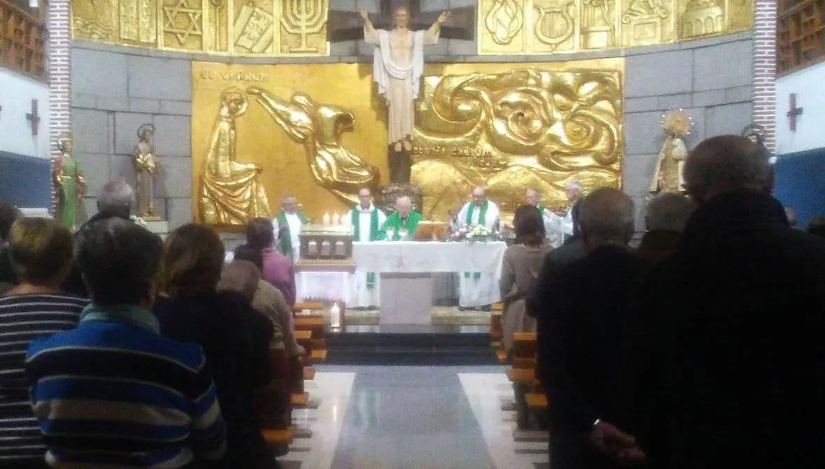 Foto 2 - Las reliquias de Santa Margarita Mar&iacute;a de Alacoque hacen parada en Mir&oacute;briga  