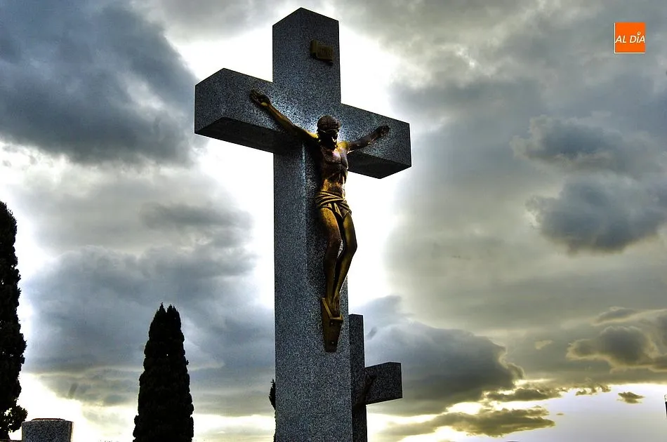 Foto 8 - Los mirobrigenses optan por nichos y columbarios para el eterno descanso de sus seres queridos  