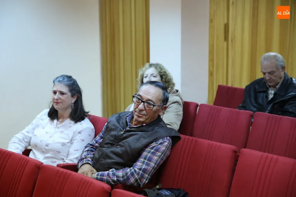 Foto 11 - Margarita Fraile Mira centra su nueva obra en las claves de la sanaci&oacute;n emocional  