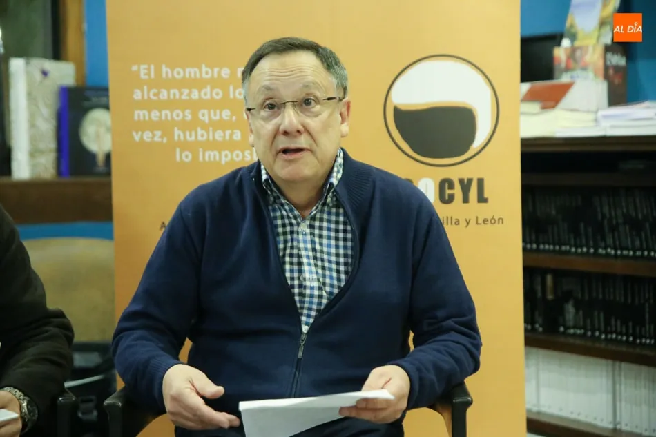 Foto 4 - Luis Enrique Alonso y Carlos J. Fern&aacute;ndez, protagonistas en el Martes Sociol&oacute;gico de Letras...