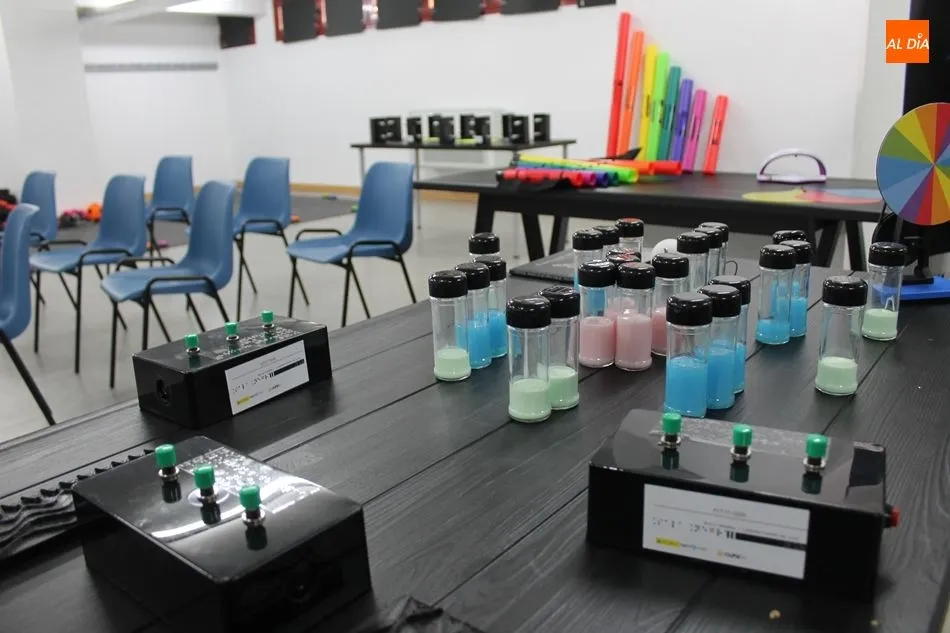 Foto 2 - &lsquo;La Sala Negra. Laboratorio de Luz&rsquo;, ciencia, educaci&oacute;n e integraci&oacute;n