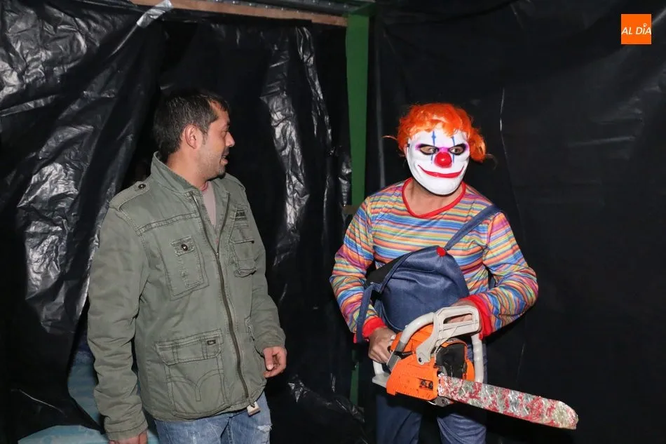 Foto 6 - Excelente montaje de Vitiriteros en la noche de Halloween  