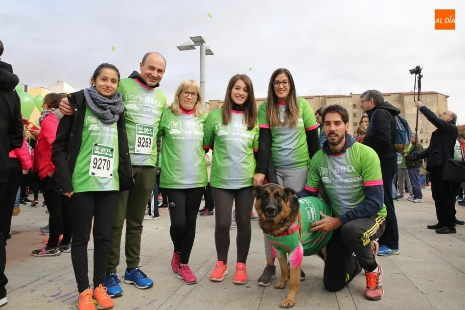 Foto 3 - La marcha verde contra el c&aacute;ncer en Salamanca alcanza los 18.000 participantes