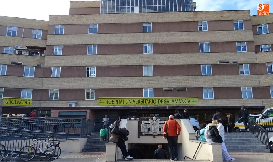 Las listas de espera, principal motivo de pacientes de la sanidad pública en Salamanca
