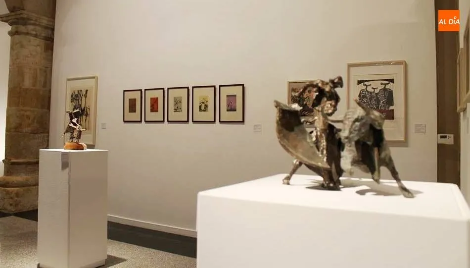 La muestra cuenta con 94 piezas de obra gráfica y 12 esculturas