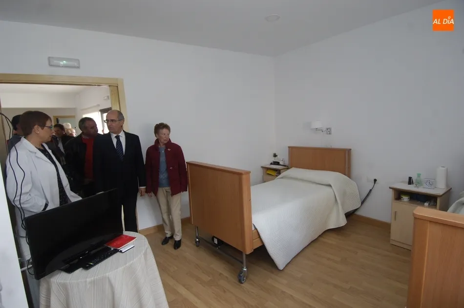 Foto 10 - Pe&ntilde;aparda inaugura la ampliaci&oacute;n de su residencia de mayores  