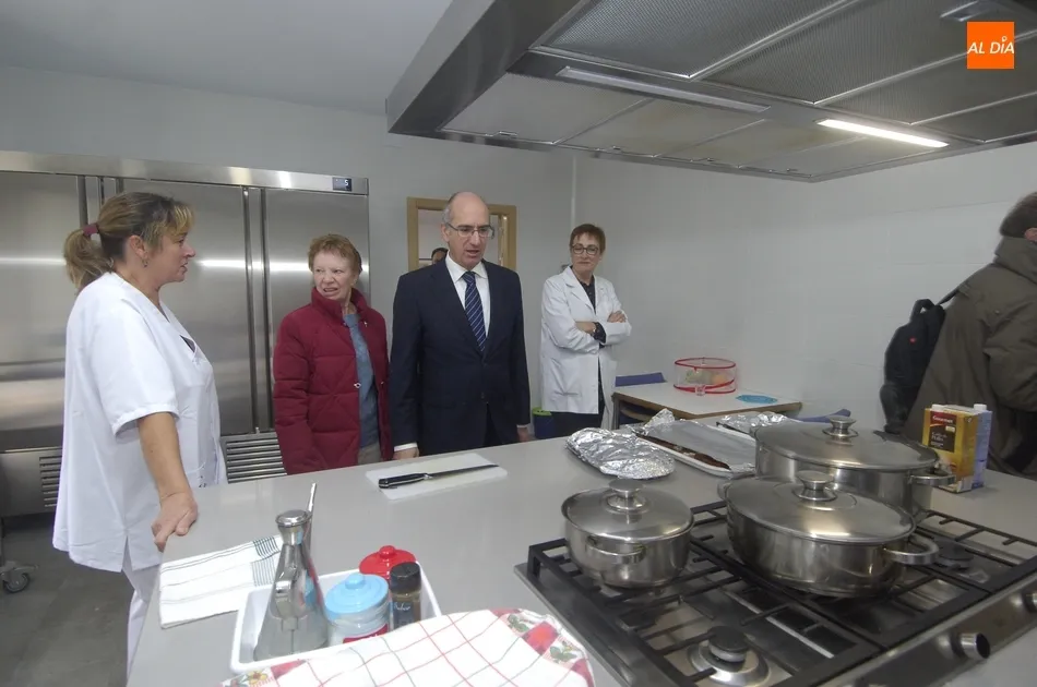 Foto 7 - Pe&ntilde;aparda inaugura la ampliaci&oacute;n de su residencia de mayores  
