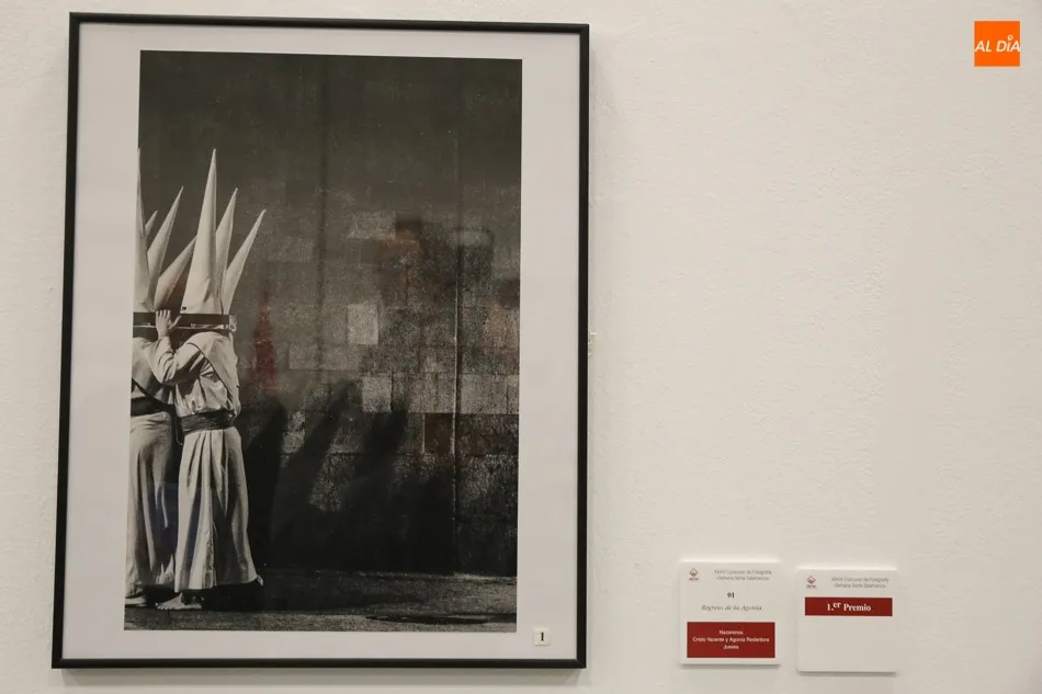Foto 7 - El Charro acoge una exposici&oacute;n con las fotograf&iacute;as de la Semana Santa Salmantina