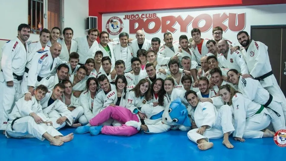 Foto de grupo de los representantes salmantinos.