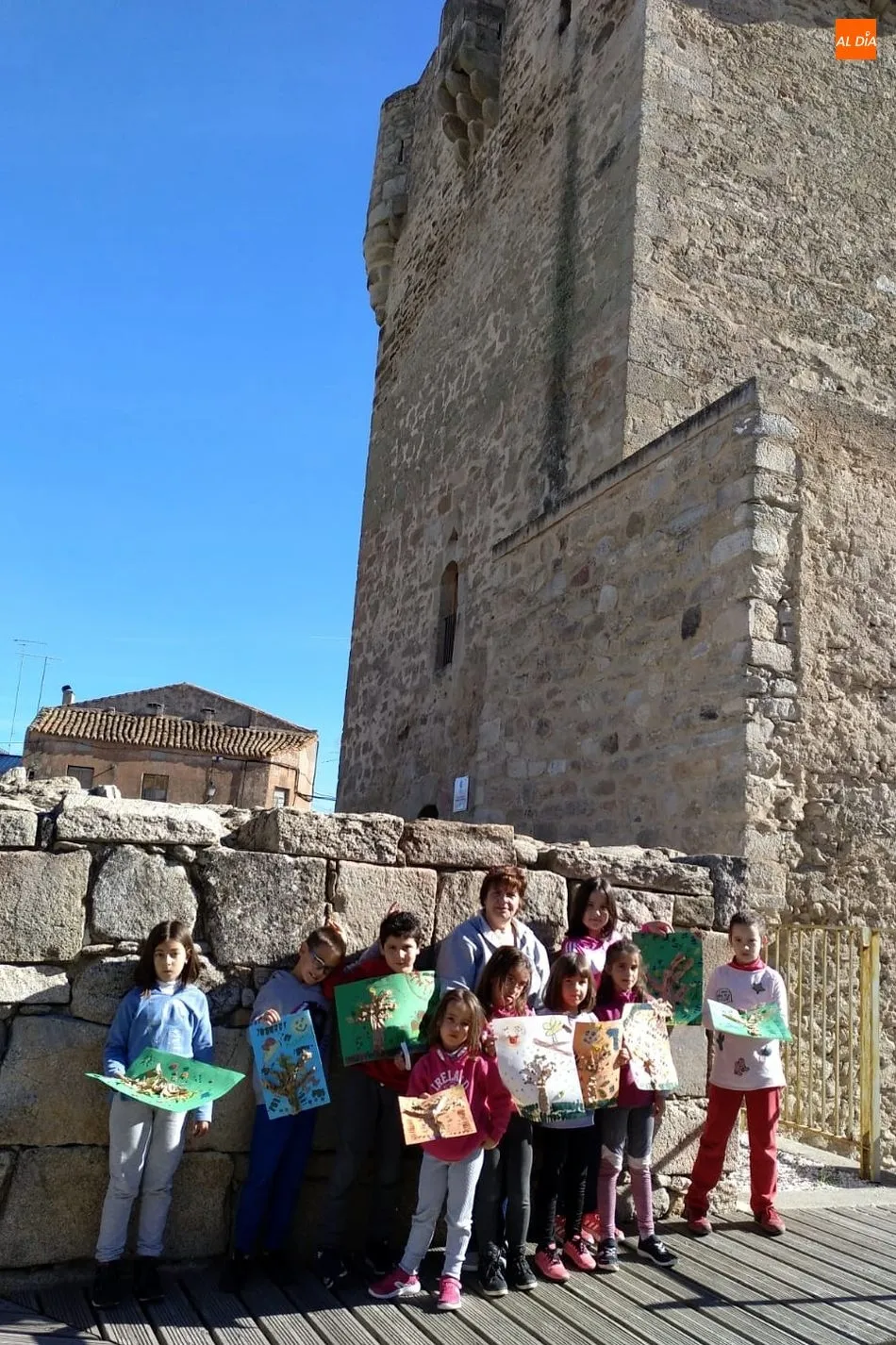 Foto 4 - Los ni&ntilde;os conocen las plantas de oto&ntilde;o de Las Arribes en el taller de la Casa del Parque Torre&oacute;n ...
