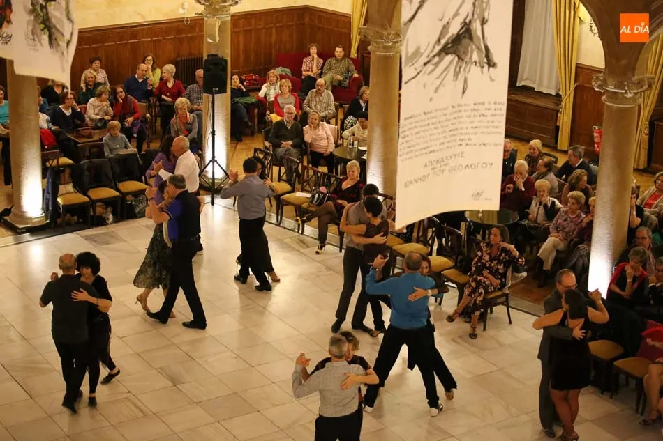 Foto 8 - La asociaci&oacute;n EntreTango desvela las claves de la danza argentina con una Milonga  