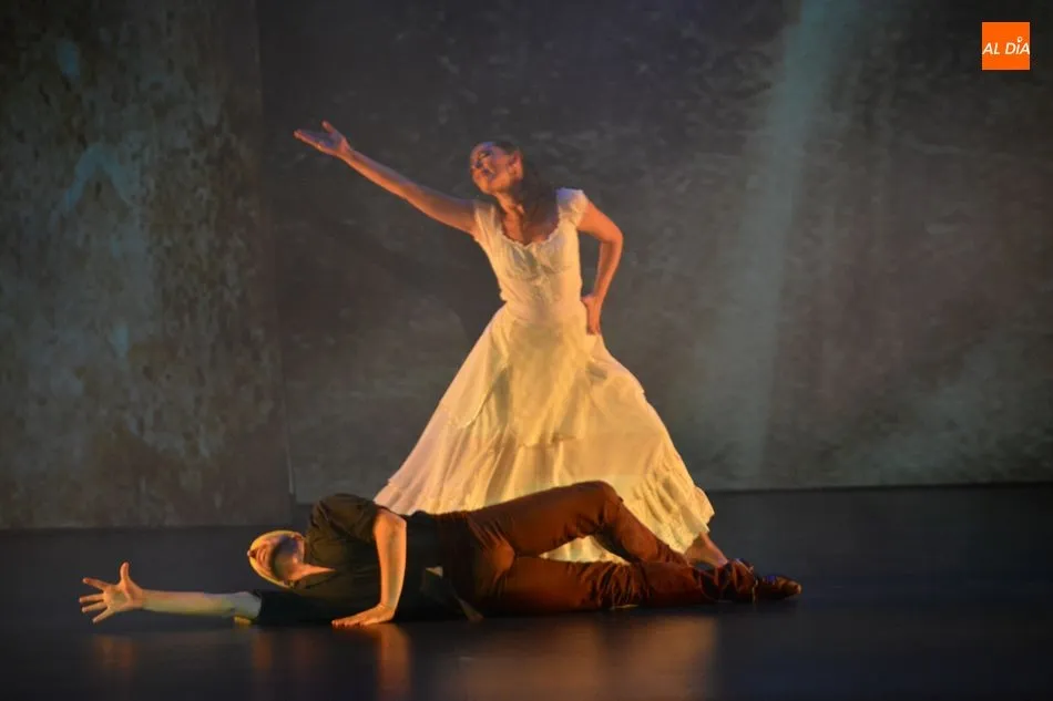 Foto 9 - Carmen vs Carmen ofrece un viaje fascinante al universo de la mujer en el Teatro Liceo  