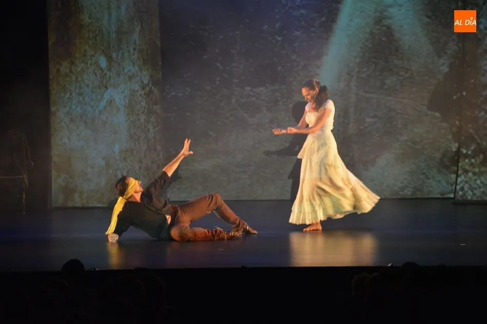 Foto 8 - Carmen vs Carmen ofrece un viaje fascinante al universo de la mujer en el Teatro Liceo  