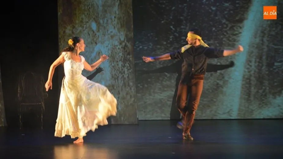 Momento de la actuación de Carmen vs Carmen/ Foto: Lydia González