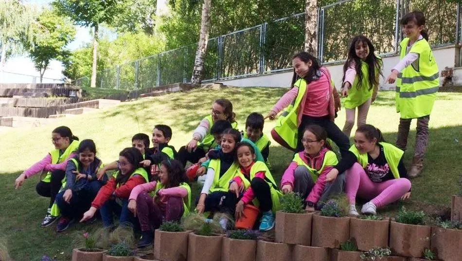 Foto 3 - Villamayor vuelve a ser reconocida como Ciudad Amiga de la Infancia