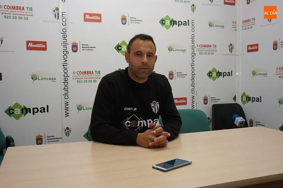 Foto 2 - El CD Guijuelo recibe al Pontevedra buscando recuperar el tono ganador