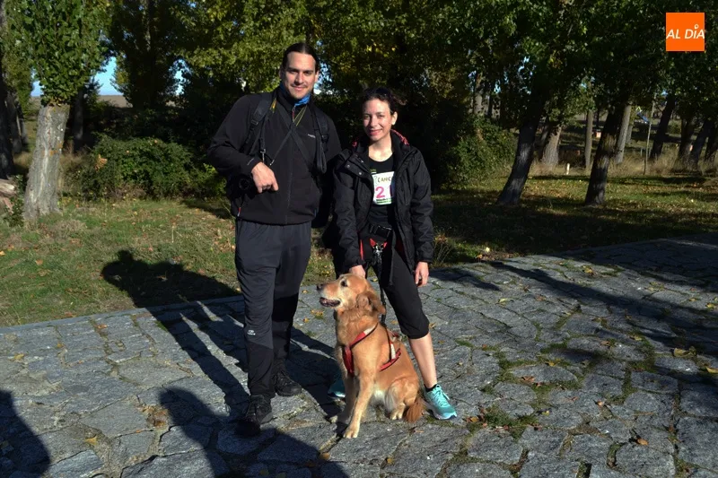 Foto 7 - Corredores y amantes de los animales se unen en el I Canicross Ciudad de Pe&ntilde;aranda