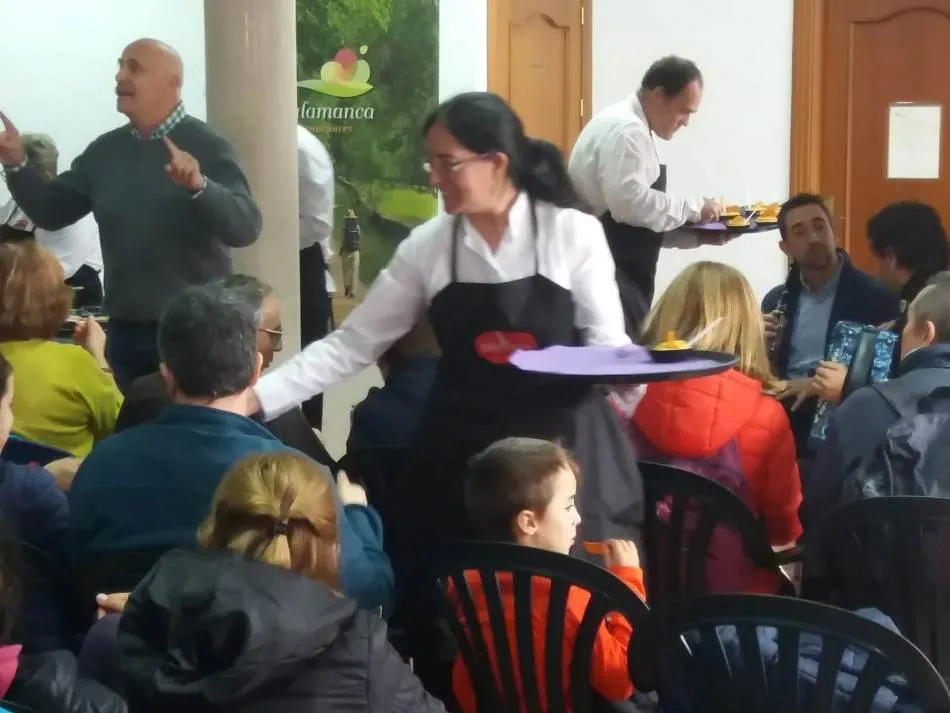 Foto 3 - Animada exaltaci&oacute;n del farinato en Villar de Ciervo  