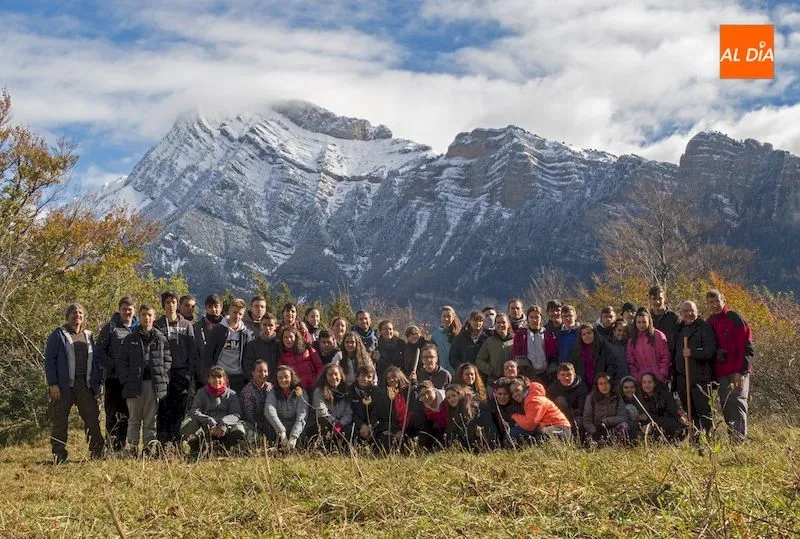 Alumnos del IES Leonardo Da Vinci participan en el programa ‘Recuperación de Pueblos...
