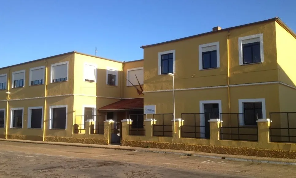 El Colegio de Sancti-Spíritus busca un escudo  