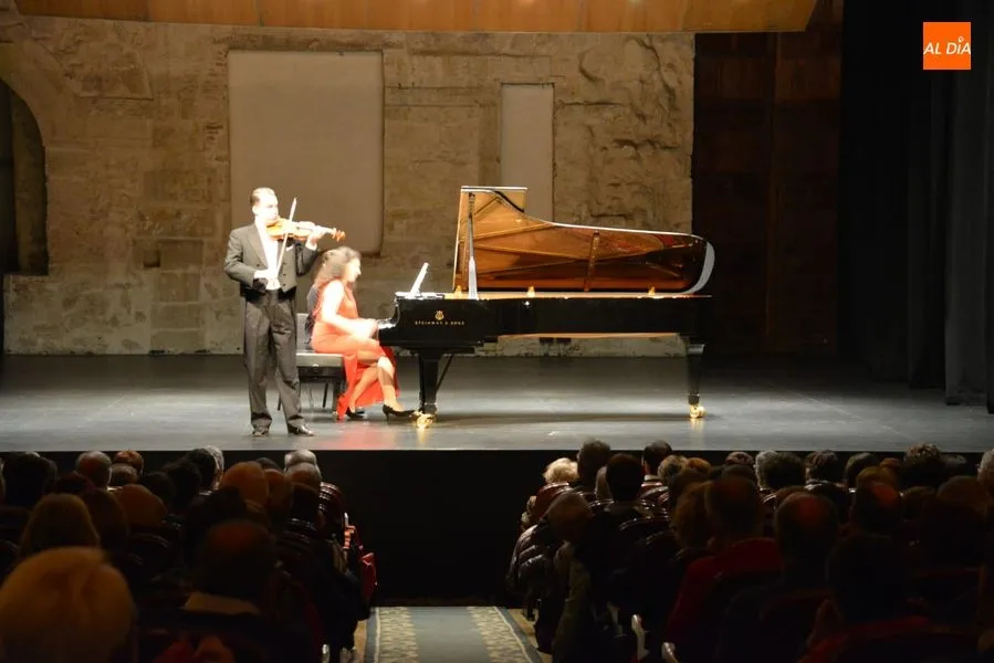 Foto 4 - Daniel R&ouml;hn y Milana Chernyavska sorprenden con una&nbsp;interpretaci&oacute;n de grandes cl&aacute;sicos en el...