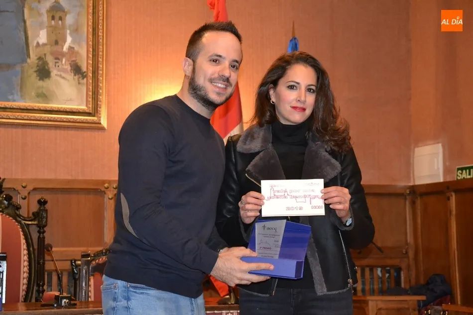 Foto 6 - La AECC hace entrega de los premios de su Concurso de Escaparates  
