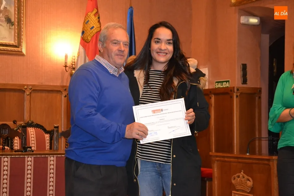 Foto 7 - Una docena de personas completa el curso de formaci&oacute;n en el trabajo con la poblaci&oacute;n gitana  