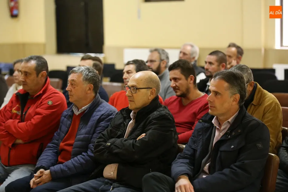 Foto 6 - Internet de banda ancha llegar&aacute; a m&aacute;s de 24.000 vecinos de 80 localidades de la provincia&nbsp;&nbsp;