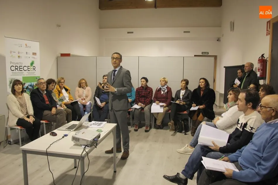 Foto 3 - Empresarios de agroalimentaci&oacute;n y turismo de la comarca de Vitigudino se involucran en el proyecto ...