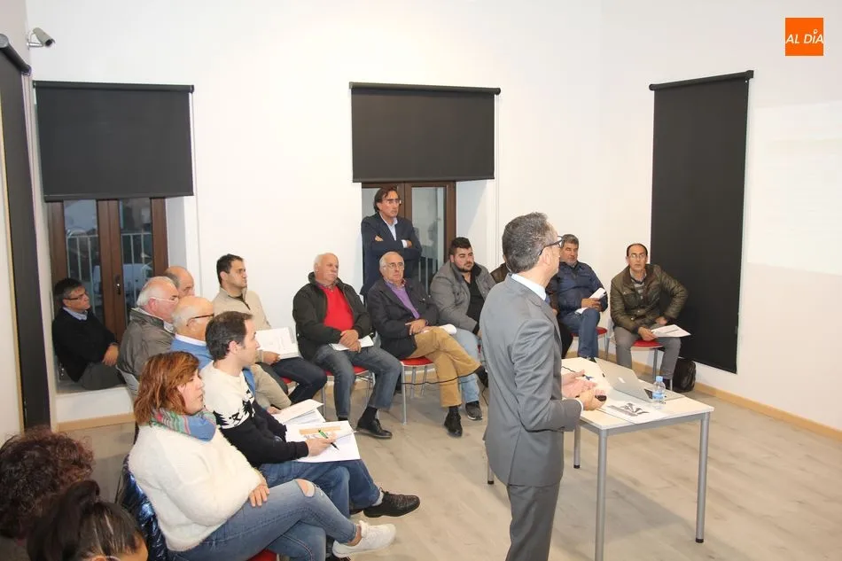 Foto 5 - Empresarios de agroalimentaci&oacute;n y turismo de la comarca de Vitigudino se involucran en el proyecto ...