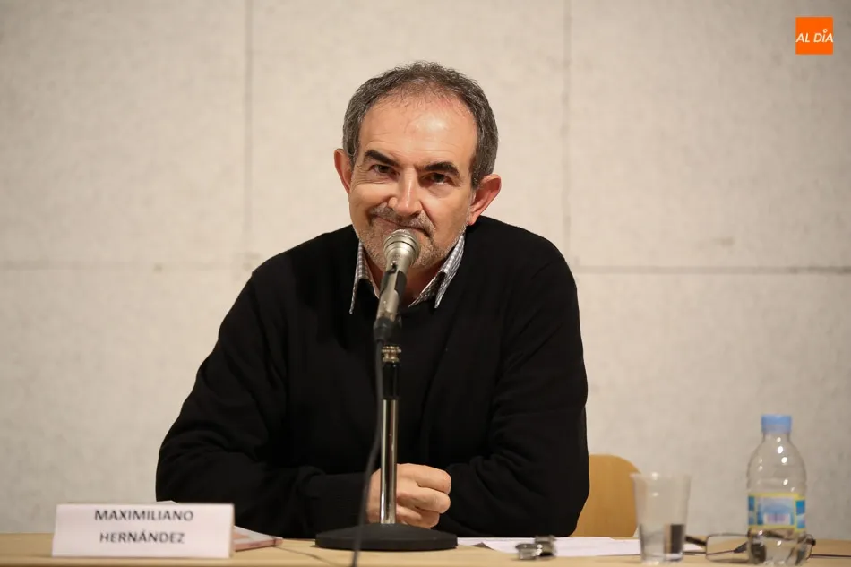 Foto 7 - Maximiliano Hern&aacute;ndez presenta su nueva obra &nbsp;&lsquo;La mirada mir&iacute;fica&rsquo; en la Casa de las Conchas ...