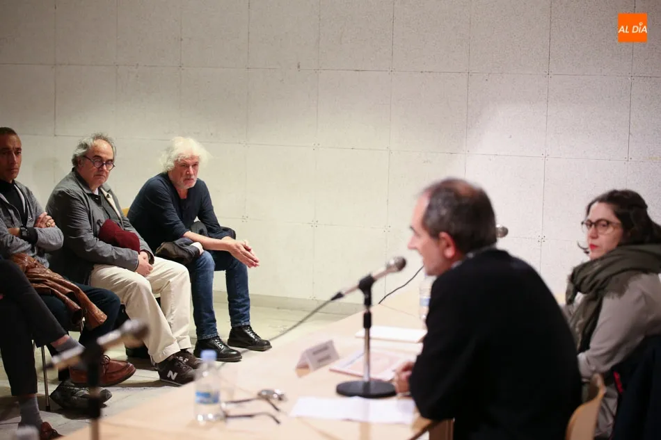 Foto 2 - Maximiliano Hern&aacute;ndez presenta su nueva obra &nbsp;&lsquo;La mirada mir&iacute;fica&rsquo; en la Casa de las Conchas ...