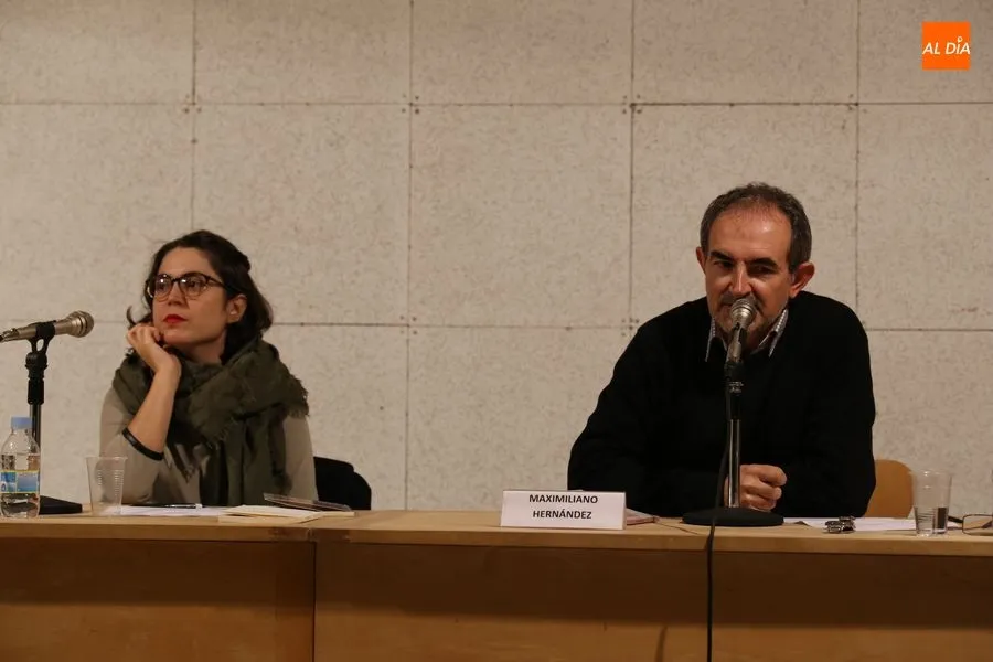 Foto 8 - Maximiliano Hern&aacute;ndez presenta su nueva obra &nbsp;&lsquo;La mirada mir&iacute;fica&rsquo; en la Casa de las Conchas ...