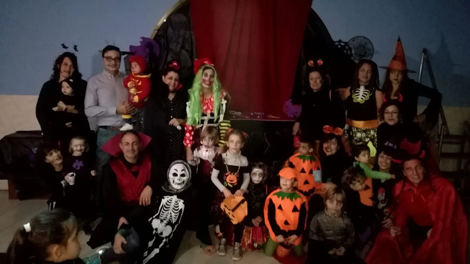 Foto 6 - Sieteiglesias tambi&eacute;n disfrut&oacute; de su fiesta de Halloween